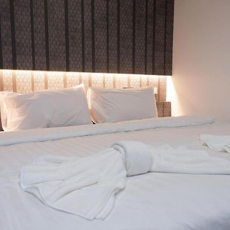 Baan Kun Mhor Hostel บ้านคุณหมอโฮสเทล Bangkok Eksteriør bilde