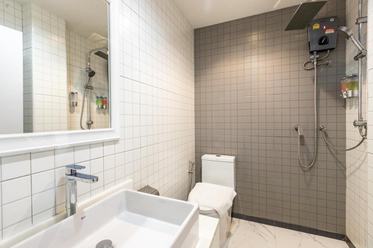 Baan Kun Mhor Hostel บ้านคุณหมอโฮสเทล Bangkok Eksteriør bilde