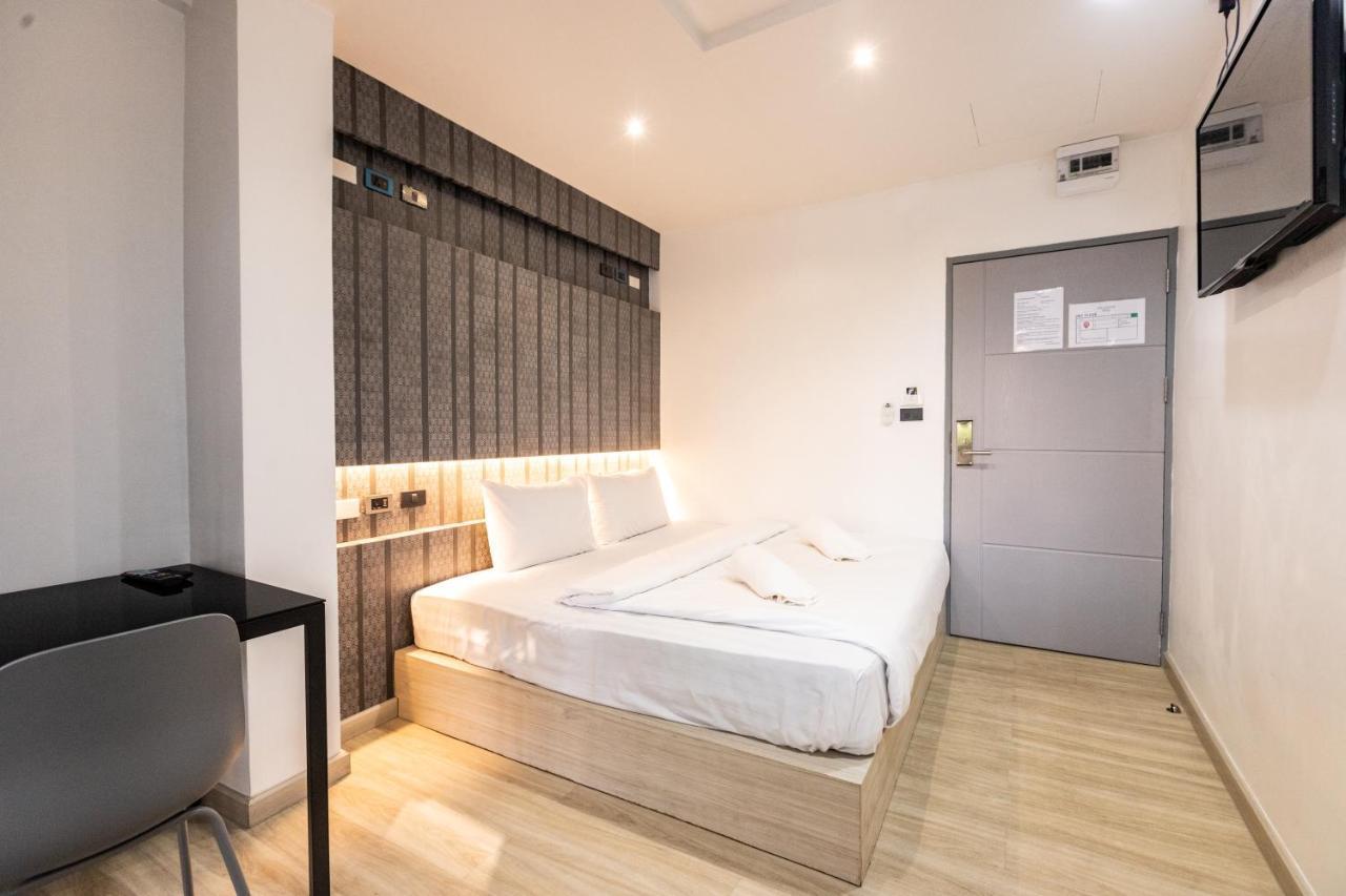 Baan Kun Mhor Hostel บ้านคุณหมอโฮสเทล Bangkok Eksteriør bilde